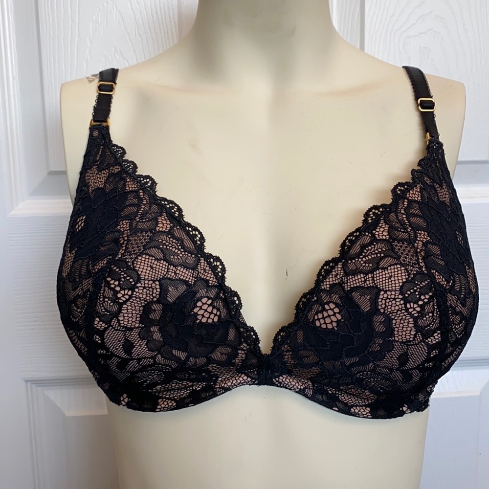 Victoria’s Secret Lace Push-Up Bra, 34 DD